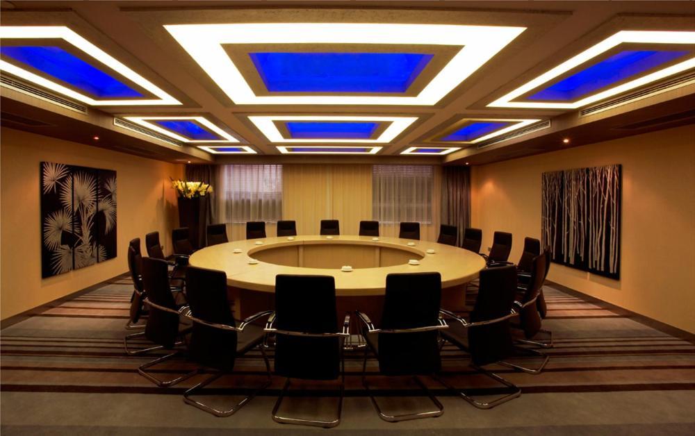Logosun Hotel Ухан Екстериор снимка