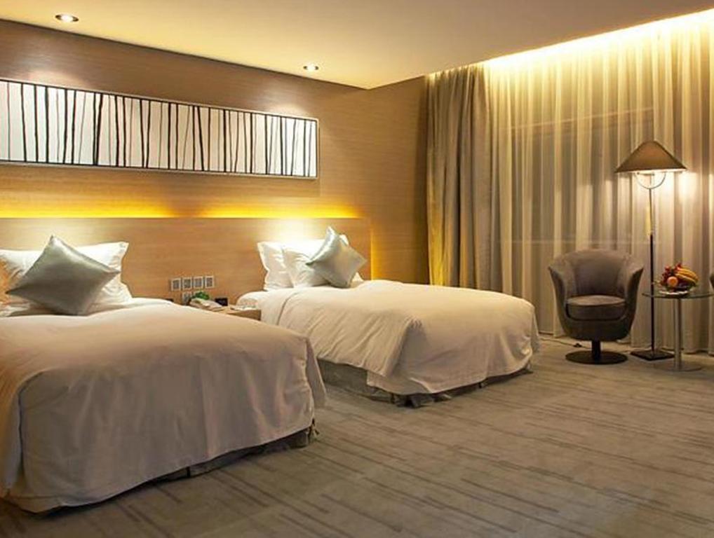 Logosun Hotel Ухан Екстериор снимка