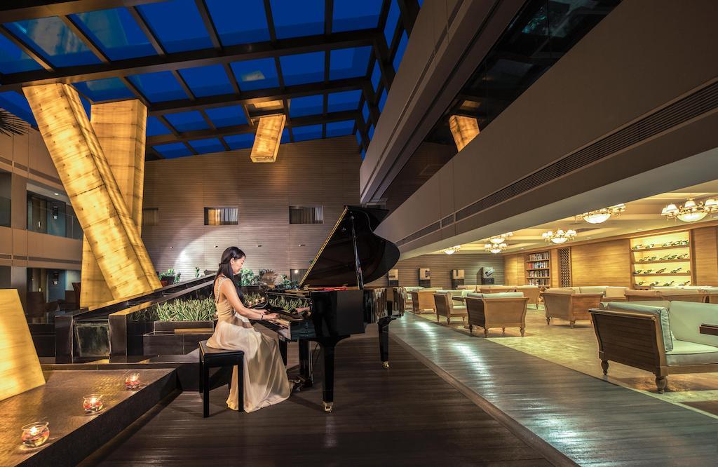 Logosun Hotel Ухан Екстериор снимка