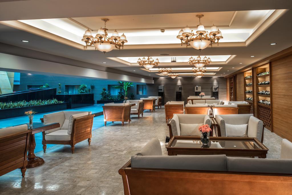 Logosun Hotel Ухан Екстериор снимка